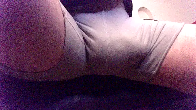 Snapshot of SDtinycok chatting on 01-18-26, 12:03 SDtinycok online show from 01-18-26, 12:03