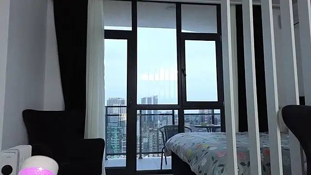 Snapshot of TammiLou chatting on 01-23-25, 04:41 TammiLou online show from 01-23-25, 04:41