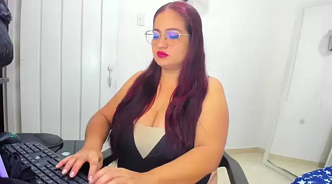 Snapshot of HUGEBOOBS_MILF chatting on 03-13-25, 11:16 HUGEBOOBS MILF online show from 03-13-25, 11:16