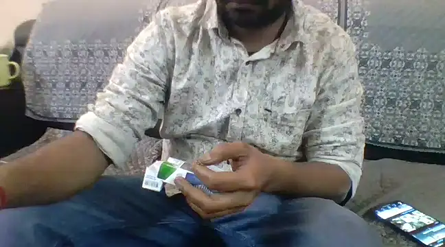 Snapshot of redvelvet_4 chatting on 02-11-25, 03:51 redvelvet 4 online show from 02-11-25, 03:51