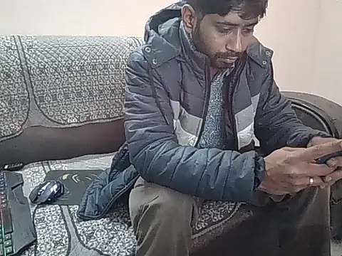 redvelvet 4 online show from 12-20-25, 07:32