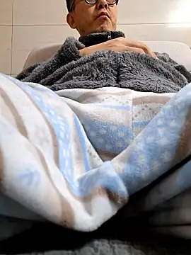 Snapshot of Ssk10N chatting on 01-18-26, 04:11 Ssk10N online show from 01-18-26, 04:11