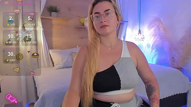 Snapshot of halaaa_1 chatting on 02-03-25, 07:21 halaaa 1 online show from 02-03-25, 07:21