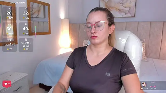 Snapshot of halaaa_1 chatting on 02-07-26, 12:20 halaaa 1 online show from 02-07-26, 12:20