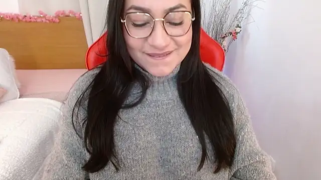 lucy luu  online show from 01-01-25, 05:00