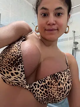 Fuc3dolllucy online show from 01-15-25, 07:05