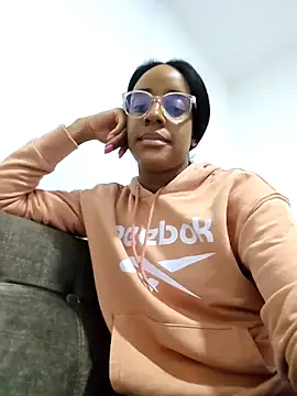 Maya Lewis online show from 10-05-25, 05:39