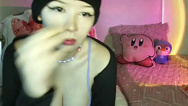 Snapshot of Haru_Queenn chatting on 06-11-26, 12:36 Haru Queenn online show from 06-11-26, 12:36