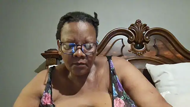 Snapshot of SEXYBOOBSNASS chatting on 01-17-25, 03:01 SEXYBOOBSNASS online show from 01-17-25, 03:01