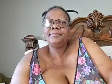 Snapshot of SEXYBOOBSNASS chatting on 01-31-25, 08:11 SEXYBOOBSNASS online show from 01-31-25, 08:11