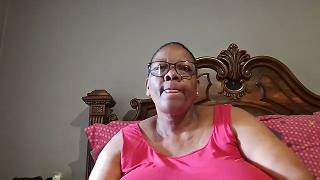 Snapshot of SEXYBOOBSNASS chatting on 03-21-25, 05:32 SEXYBOOBSNASS online show from 03-21-25, 05:32