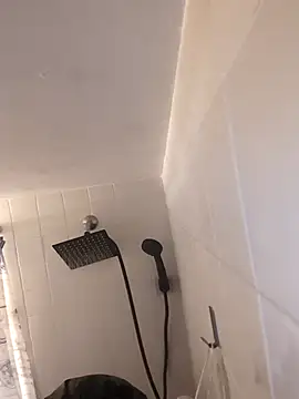 JadaSkyy online show from 12-03-25, 05:11