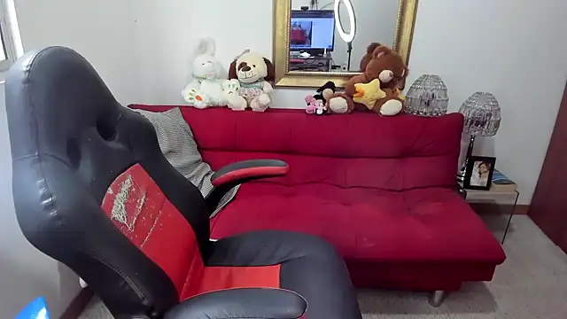 NicolettColin online show from 12-12-24, 07:26