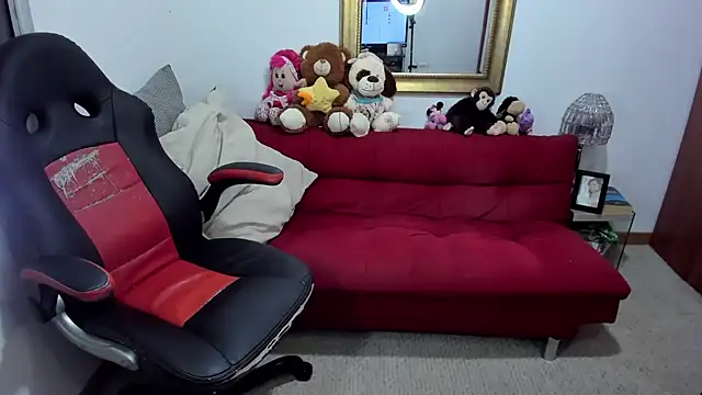 NicolettColin online show from 02-19-25, 03:06