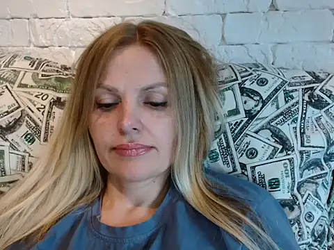 Angel girllovemy online show from 10-01-25, 08:42