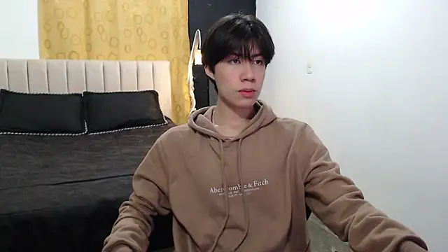 Snapshot of Elio-cam chatting on 02-17-25, 09:13 Elio-cam online show from 02-17-25, 09:13