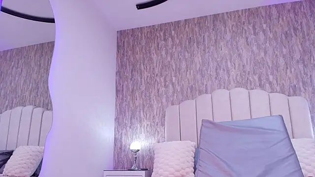 Snapshot of raven_lilith_ chatting on 11-13-25, 03:16 raven lilith online show from 11-13-25, 03:16