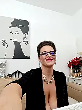 RebeccaNoble online show from 11-16-25, 05:18