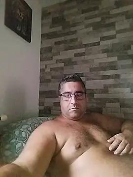 Snapshot of ADRIAN_ADI40 chatting on 07-13-26, 04:15 ADRIAN ADI40 online show from 07-13-26, 04:15