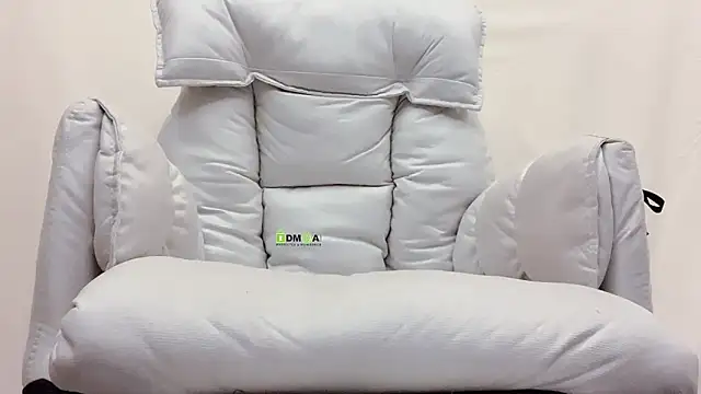 Tw Zoella online show from 02-24-26, 01:42