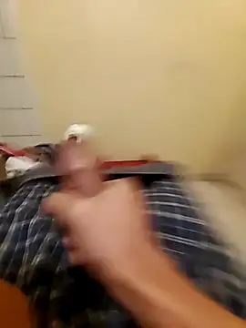 Snapshot of Bigstiffyuh chatting on 11-19-25, 10:37 Bigstiffyuh online show from 11-19-25, 10:37