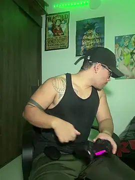 Danielsbigcum online show from 04-25-26, 05:43