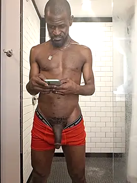 Maculine Stayr online show from 03-26-26, 03:12