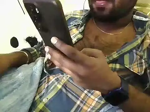 Snapshot of SHENOY3 chatting on 01-31-25, 05:42 SHENOY3 online show from 01-31-25, 05:42