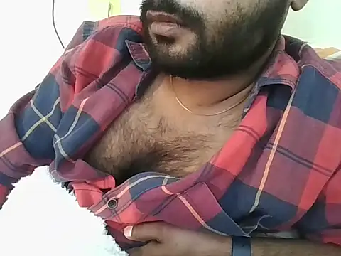 Snapshot of SHENOY3 chatting on 02-13-25, 03:50 SHENOY3 online show from 02-13-25, 03:50