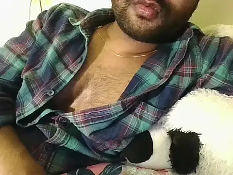 Snapshot of SHENOY3 chatting on 03-05-25, 07:06 SHENOY3 online show from 03-05-25, 07:06