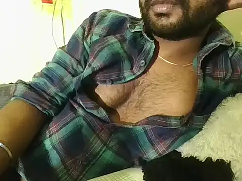 Snapshot of SHENOY3 chatting on 03-18-25, 07:20 SHENOY3 online show from 03-18-25, 07:20