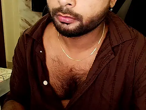 Snapshot of SHENOY3 chatting on 09-09-25, 06:07 SHENOY3 online show from 09-09-25, 06:07