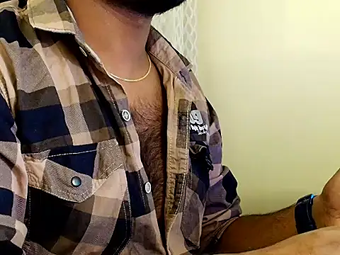 Snapshot of SHENOY3 chatting on 10-14-25, 05:47 SHENOY3 online show from 10-14-25, 05:47