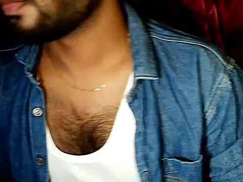 Snapshot of SHENOY3 chatting on 10-23-25, 03:11 SHENOY3 online show from 10-23-25, 03:11