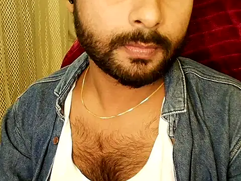 Snapshot of SHENOY3 chatting on 10-31-25, 07:37 SHENOY3 online show from 10-31-25, 07:37