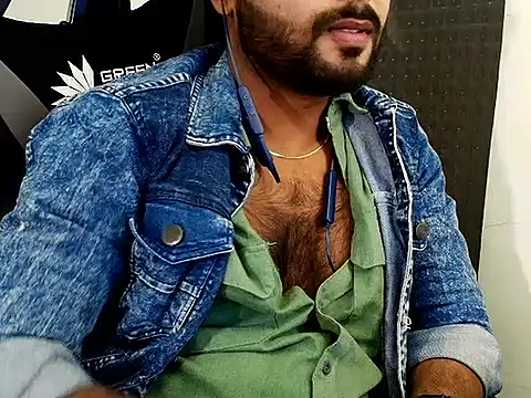 Snapshot of SHENOY3 chatting on 11-28-25, 03:14 SHENOY3 online show from 11-28-25, 03:14