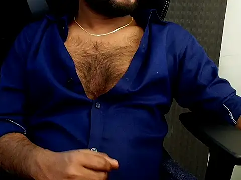 Snapshot of SHENOY3 chatting on 11-29-25, 08:56 SHENOY3 online show from 11-29-25, 08:56