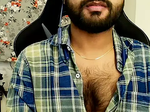 Snapshot of SHENOY3 chatting on 01-15-26, 12:21 SHENOY3 online show from 01-15-26, 12:21