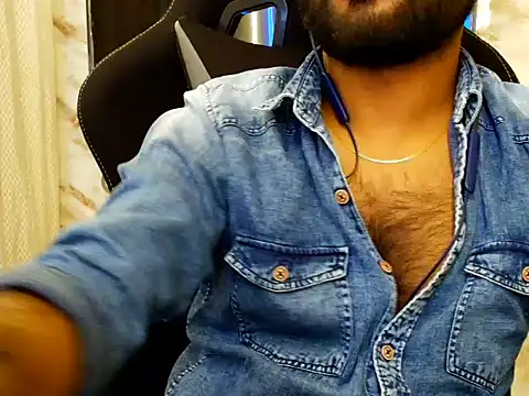 Snapshot of SHENOY3 chatting on 02-05-26, 07:18 SHENOY3 online show from 02-05-26, 07:18