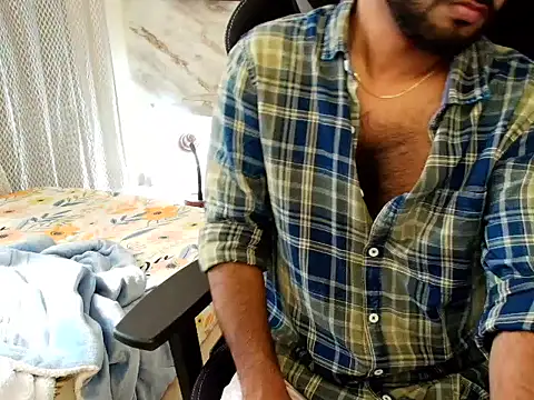 Snapshot of SHENOY3 chatting on 02-12-26, 04:51 SHENOY3 online show from 02-12-26, 04:51