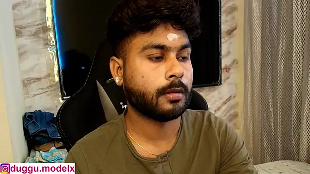 Snapshot of SHENOY3 chatting on 02-15-26, 10:58 SHENOY3 online show from 02-15-26, 10:58