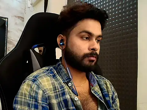 Snapshot of SHENOY3 chatting on 02-28-26, 06:31 SHENOY3 online show from 02-28-26, 06:31