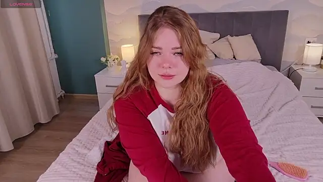 Snapshot of Tori_cat chatting on 04-16-26, 03:13 Tori cat online show from 04-16-26, 03:13