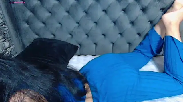  Mari     online show from 11-25-25, 08:14