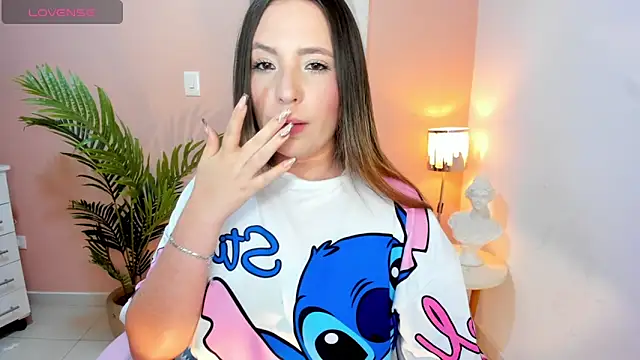 HannaMiller 1 online show from 04-26-26, 03:37