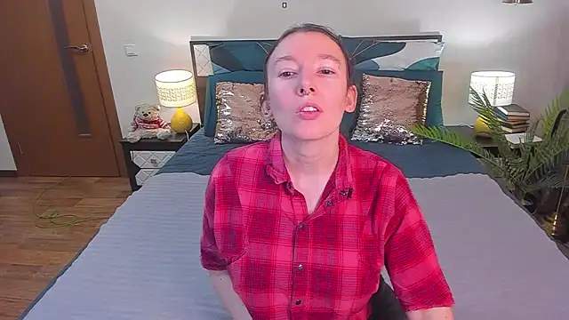 CatherineWalls online show from 02-19-26, 03:35