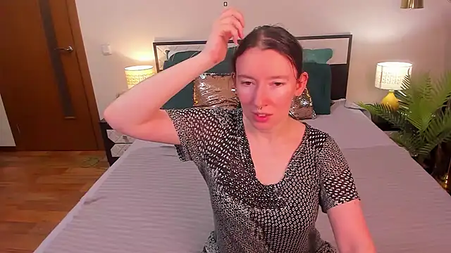 CatherineWalls online show from 03-12-26, 07:58