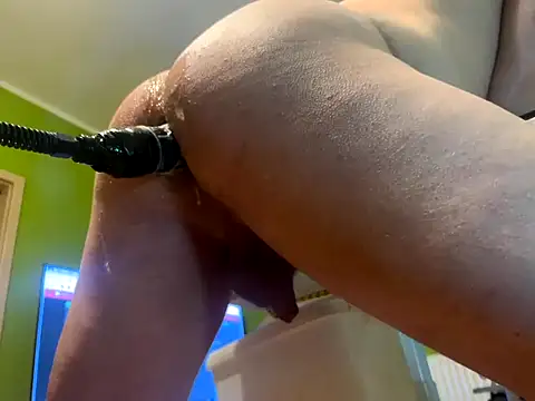 Snapshot of OndruSuk chatting on 01-26-25, 03:14 OndruSuk online show from 01-26-25, 03:14