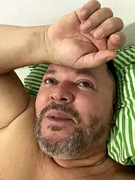 Snapshot of coroasafado589 chatting on 09-22-25, 05:20 coroasafado589 online show from 09-22-25, 05:20