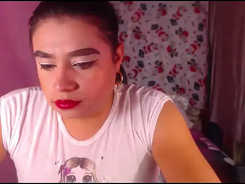 katrinawillff online show from 12-21-25, 05:53